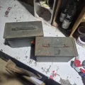 Lot de 2 caisses à munitions métal 4API — second choix